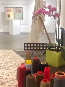 תמונות מתוך התערוכה ריקמה ללא מילים